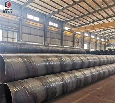 Die Gründe für das Biegen längsgeschweißter Rohre und wie man sie gerade richtet